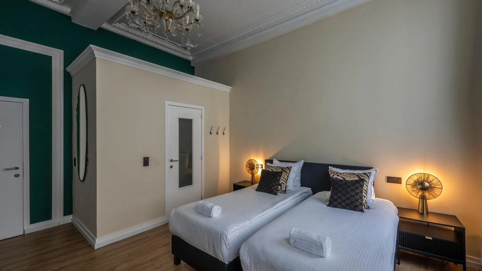 Hotel Onderbergen Ghent 3*,